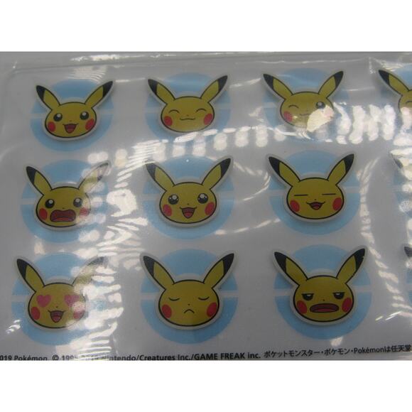 NEW Sealed Pikachu Faces Pokemon Acrylic Keychain Nintendo 2019 Authentic - Picture 9 of 12